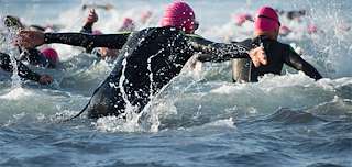 XII Travesía solidaria a favor de AGAELA en A Coruña