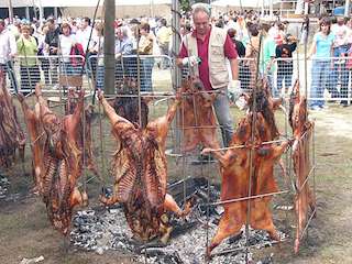 XXXII Festa do Porquiño á Brasa da Amil en Moraña