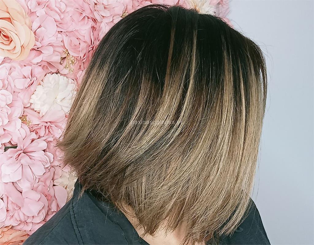 Anxo's Peluquería & Estética imagen 18
