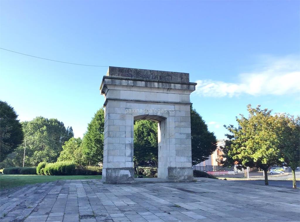 imagen principal Arco de Porta Nova