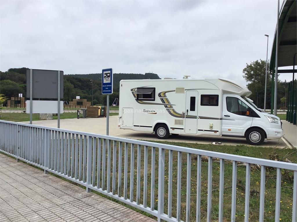 Área de autocaravanas Área autocaravanas Meira en Meira, Lugo