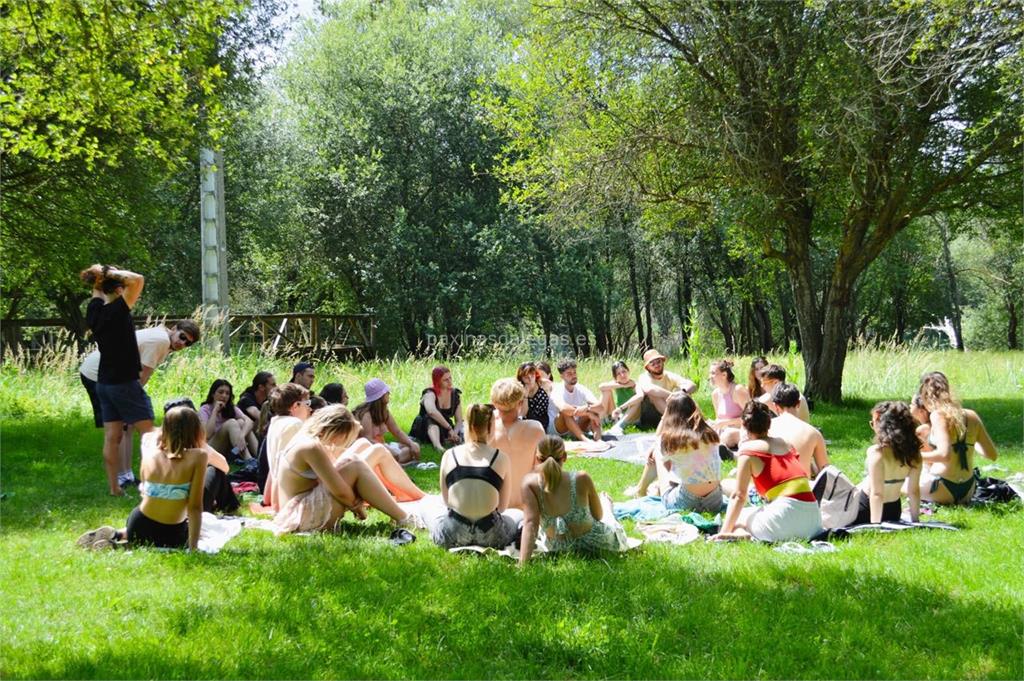 imagen principal Asociación Juvenil Valdeorras Vive