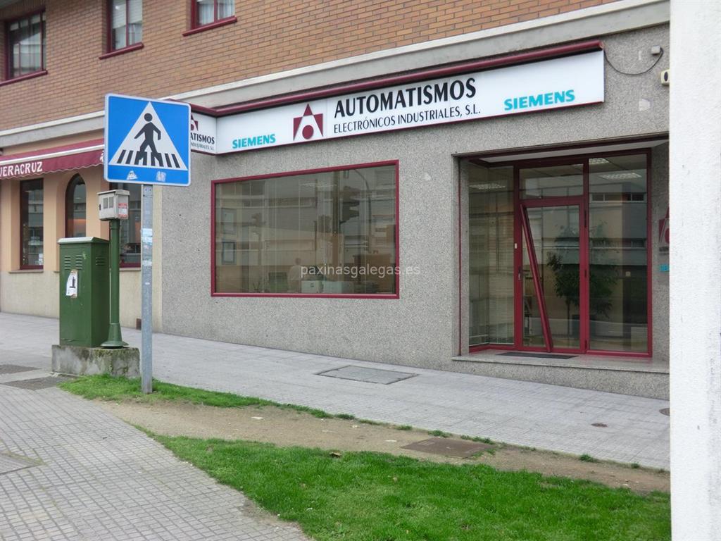imagen principal Automatismos Electrónicos Industriales (Siemens)