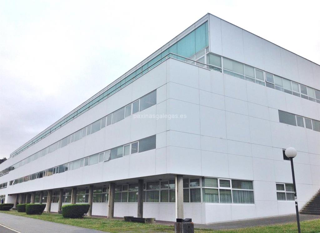 Bibilioteca da Facultade Dereito UDC Ext. 1515 en A Coruña