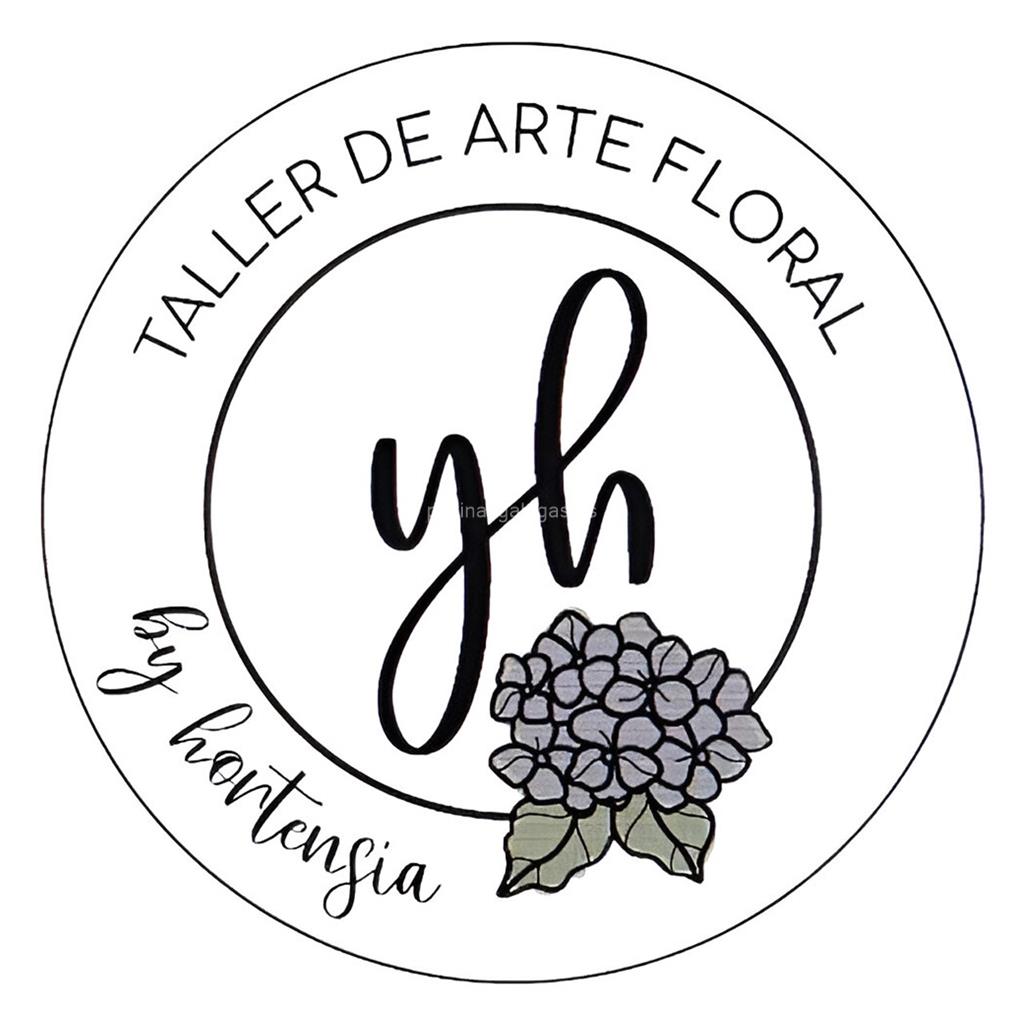 logotipo By Hortensia Arte Floral