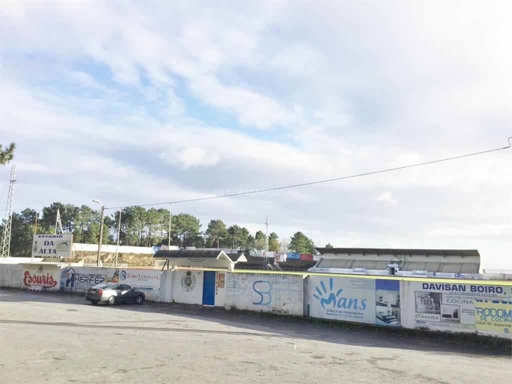 imagen principal Campo de Fútbol A Alta - Pista de Atletismo