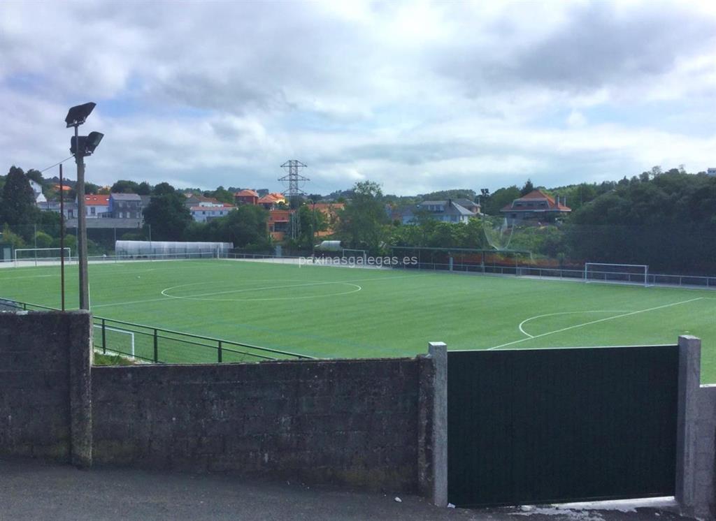 imagen principal Campo de Fútbol de Aneiros (Serantes)