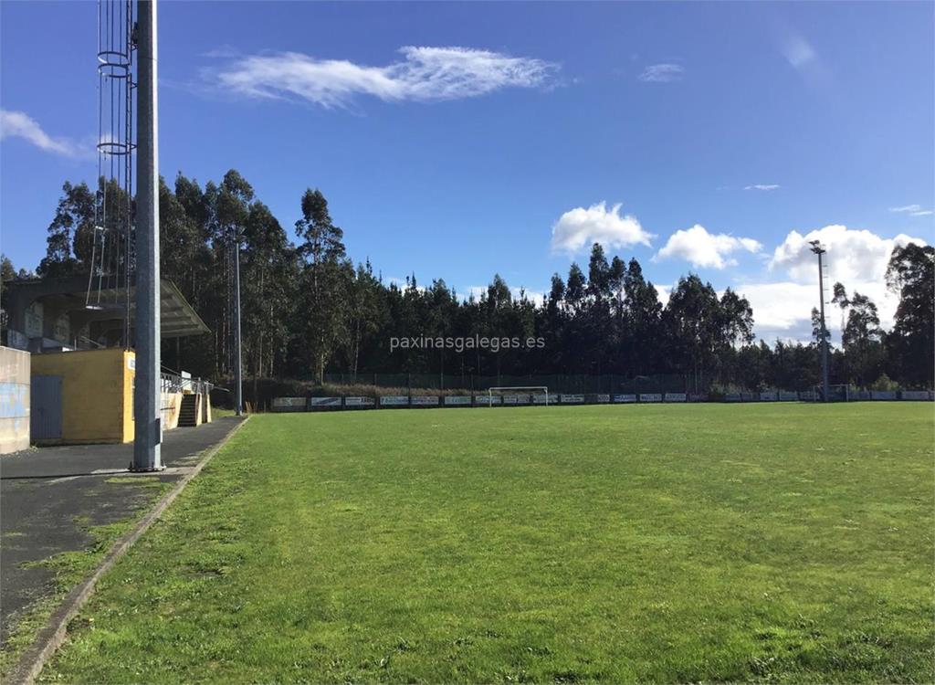 imagen principal Campo de Fútbol Municipal de Moeche