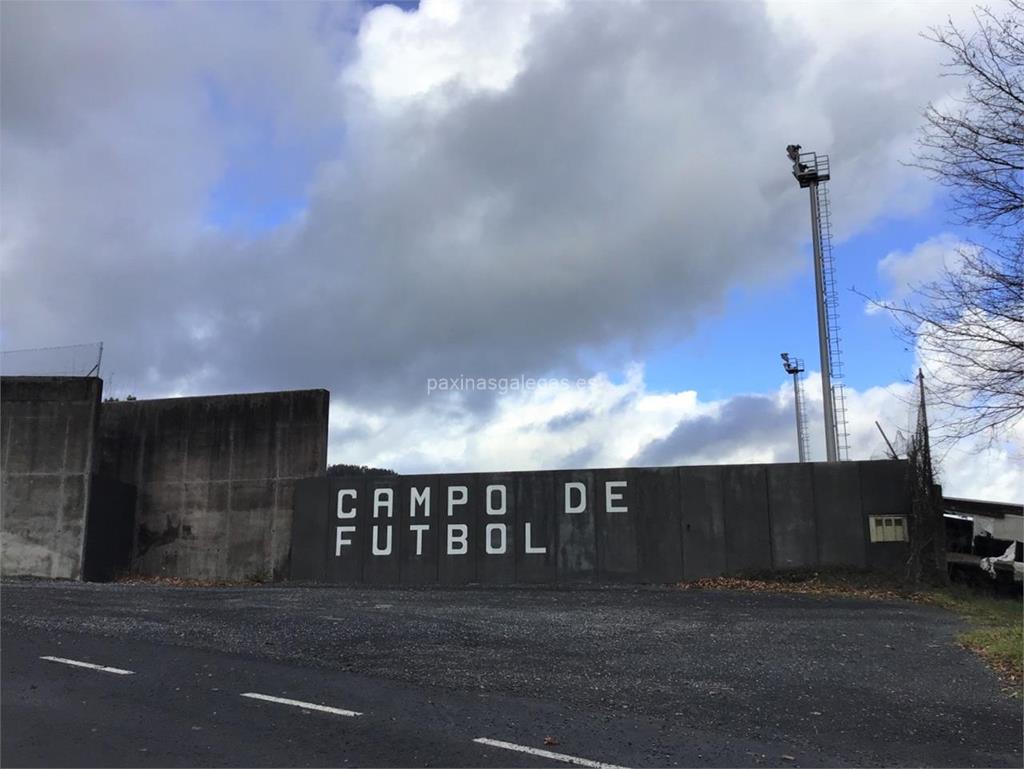 imagen principal Campo de Fútbol Municipal de Pontequeimadas - Toques