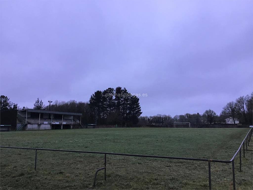 imagen principal Campo de Fútbol O Novo Roupar