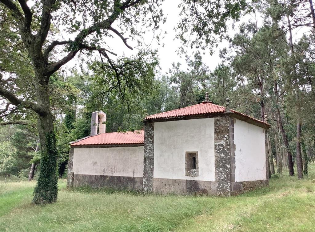 imagen principal Capilla de San Roque de a Ermida