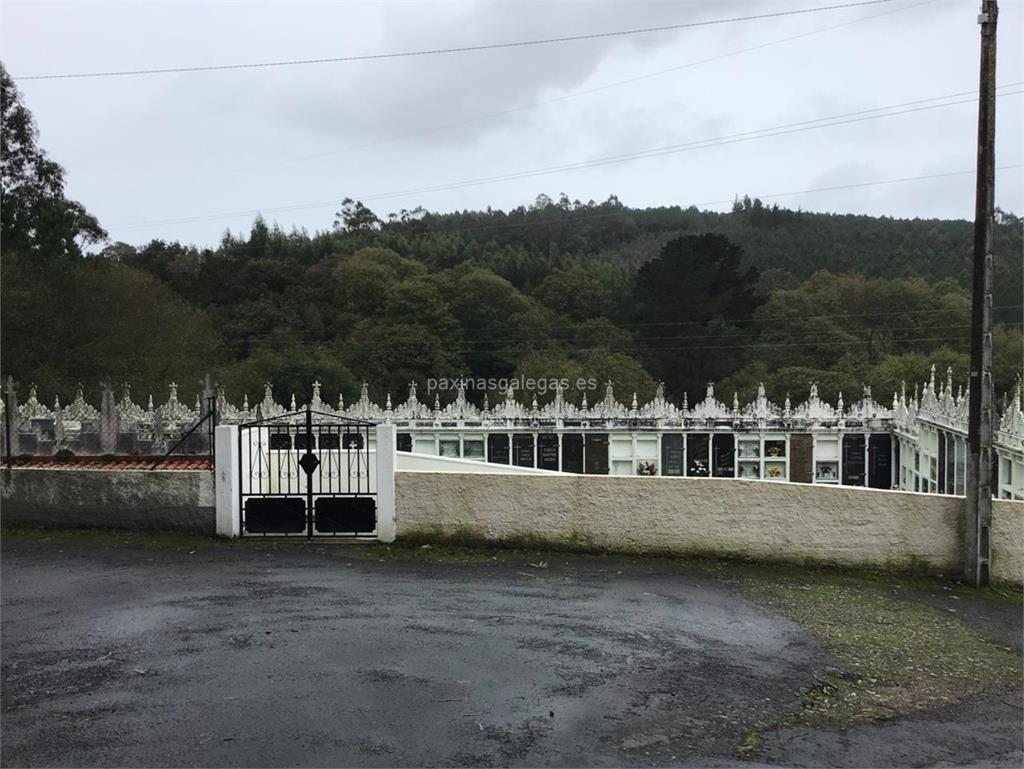 imagen principal Cementerio de Larín