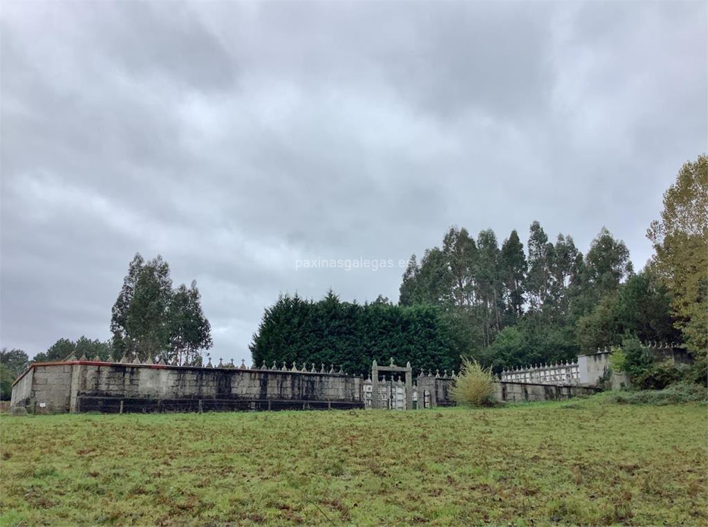 imagen principal Cementerio de Santa María de Troáns