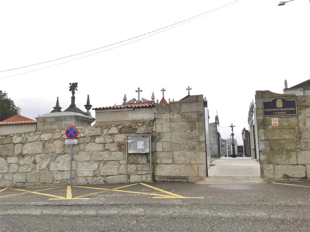 imagen principal Cementerio de Santa María do Porto de Marín (A Raña)