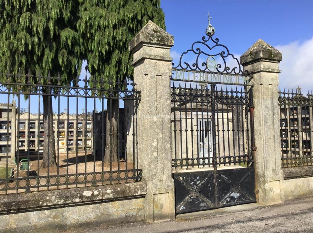 imagen principal Cementerio de Zamáns