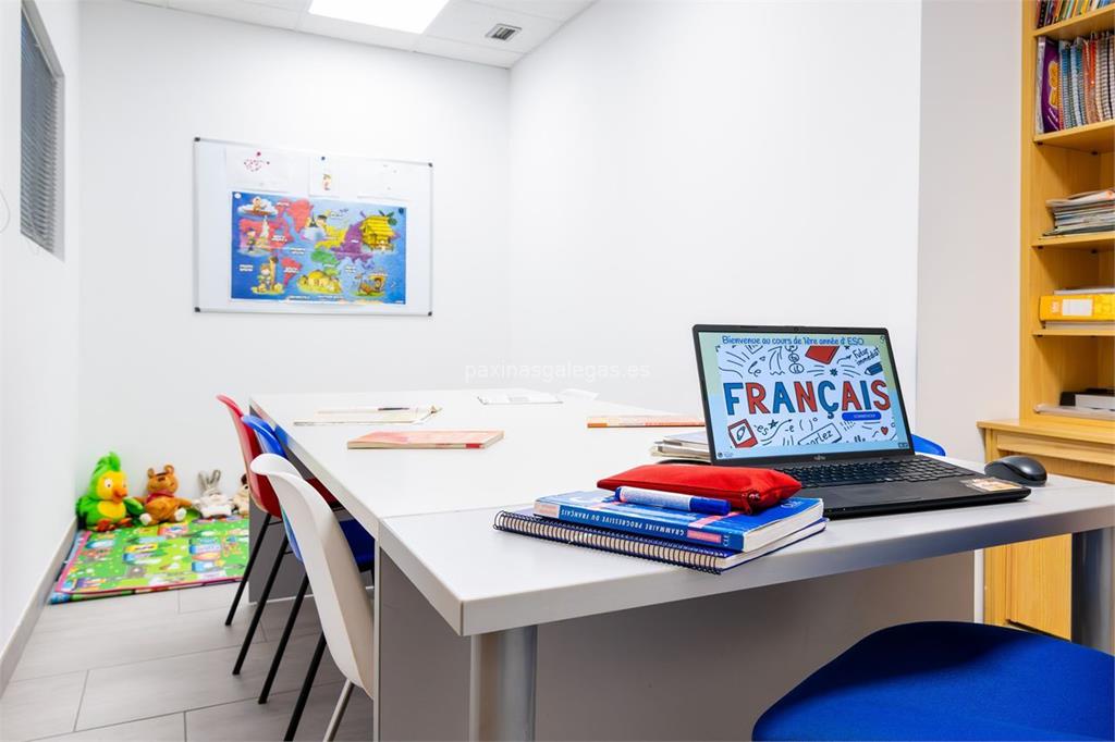 Centro de Idiomas Verbas imagen 11