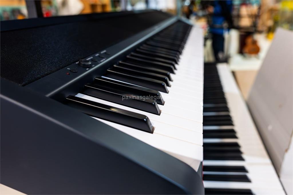 Clef Music imagen 19
