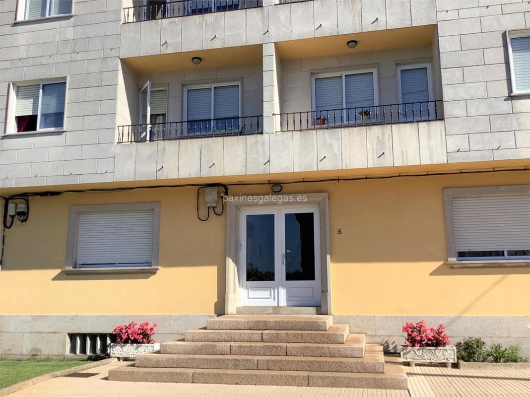 Construcciones González Laya, S.L. en Cambados (Modia, 5 )