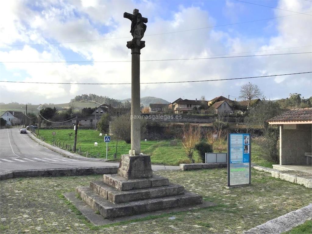 imagen principal Cruceiro y Peto de Ánimas de Fontedepedra