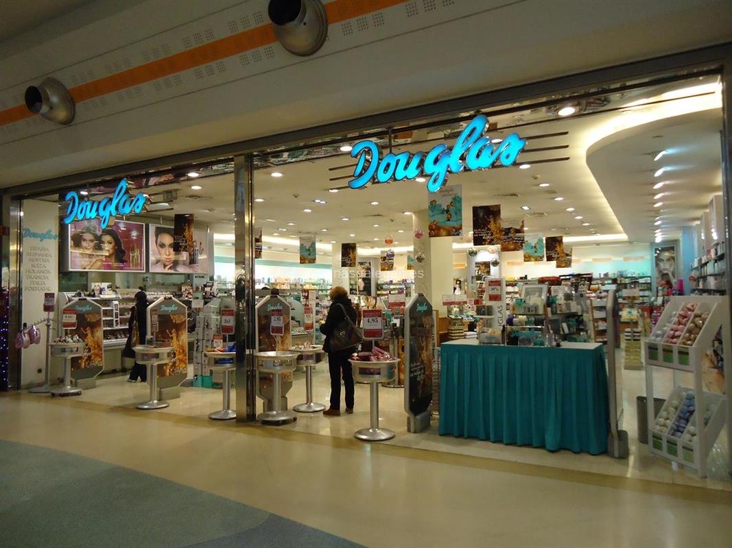 Perfumería Douglas en Vigo (Trva. de Vigo, 202 - TEIS)