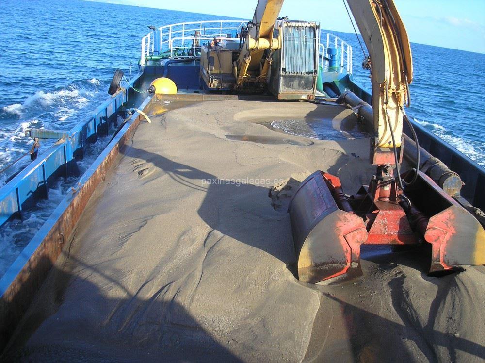 imagen principal Dragado y Mantenimiento de Puertos