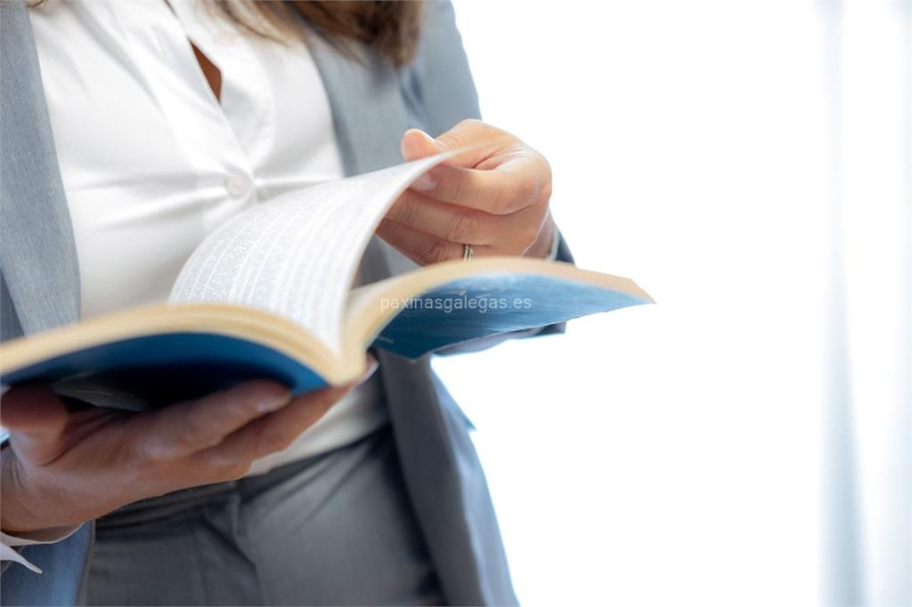 Estrado Abogados imagen 20