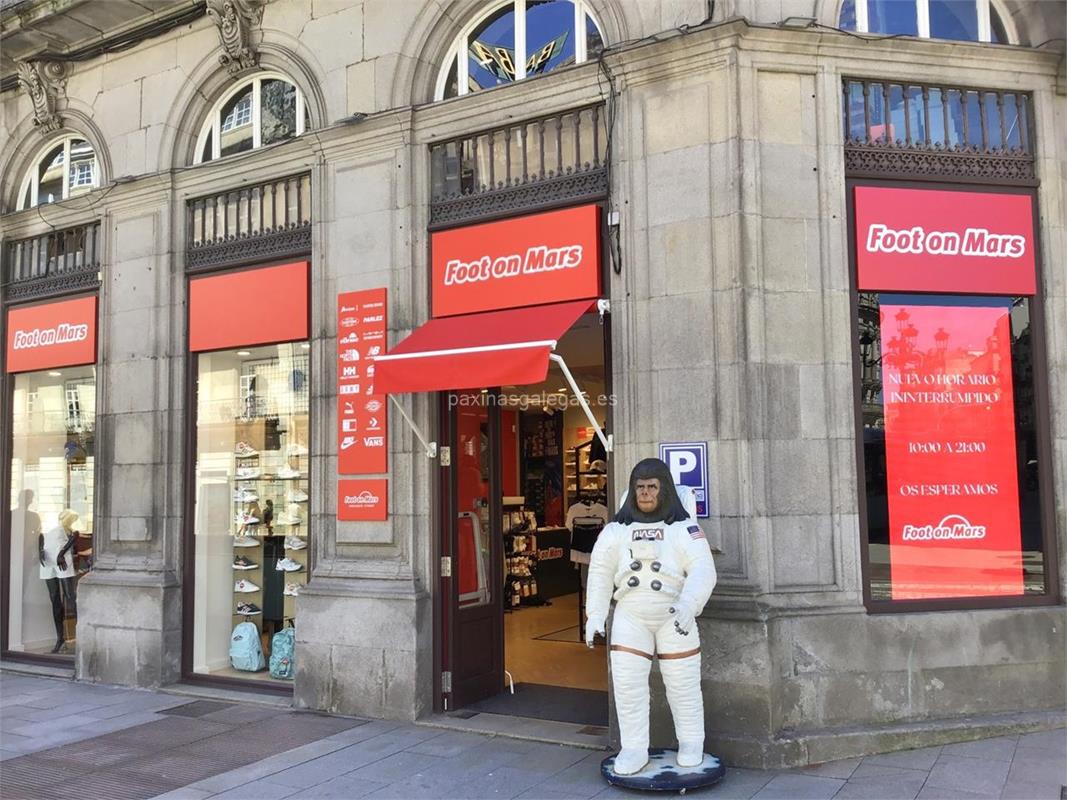 Tienda de Zapatillas Deportivas Foot on Mars en Vigo