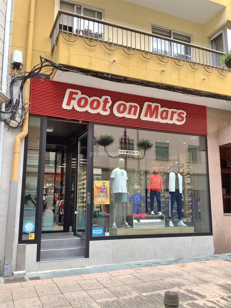 imagen principal Foot On Mars (Adidas)