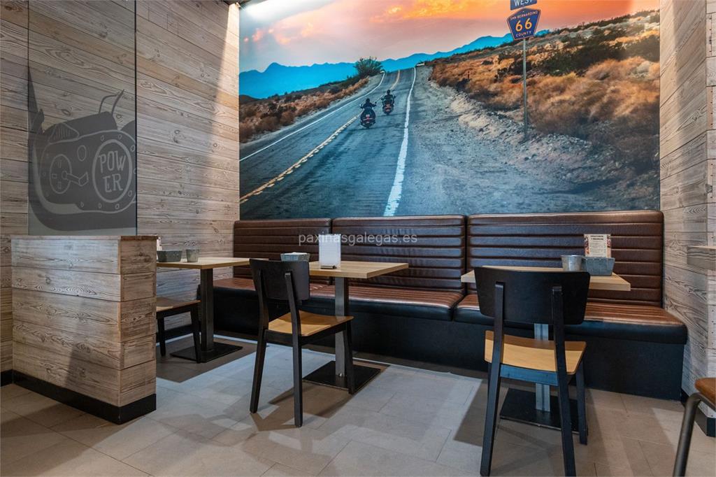 Estación de Servicio Garlou, S.L. - Cepsa en Boiro