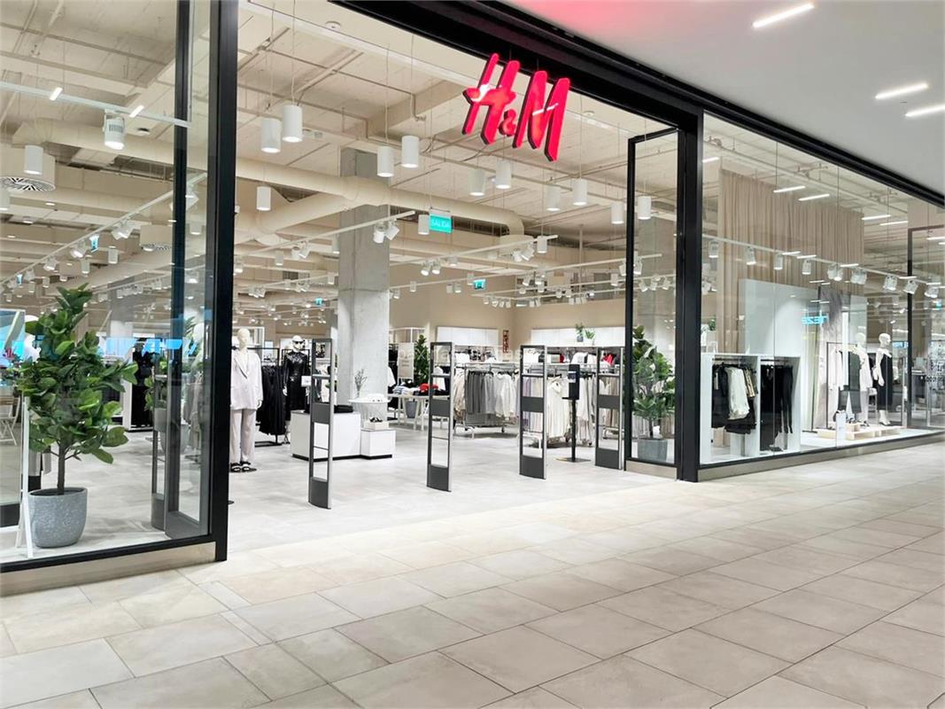 Tienda de H&M en Vigo Estación, )