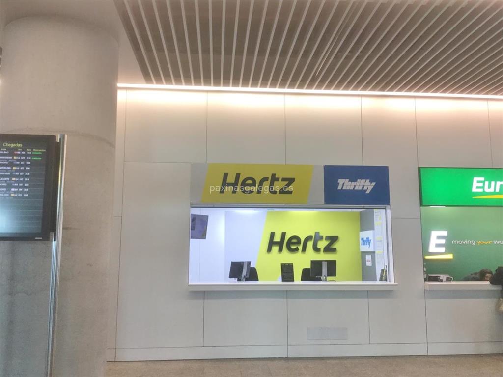 Vehículos de Alquiler Hertz en Santiago (Aeropuerto de Lavacolla, )