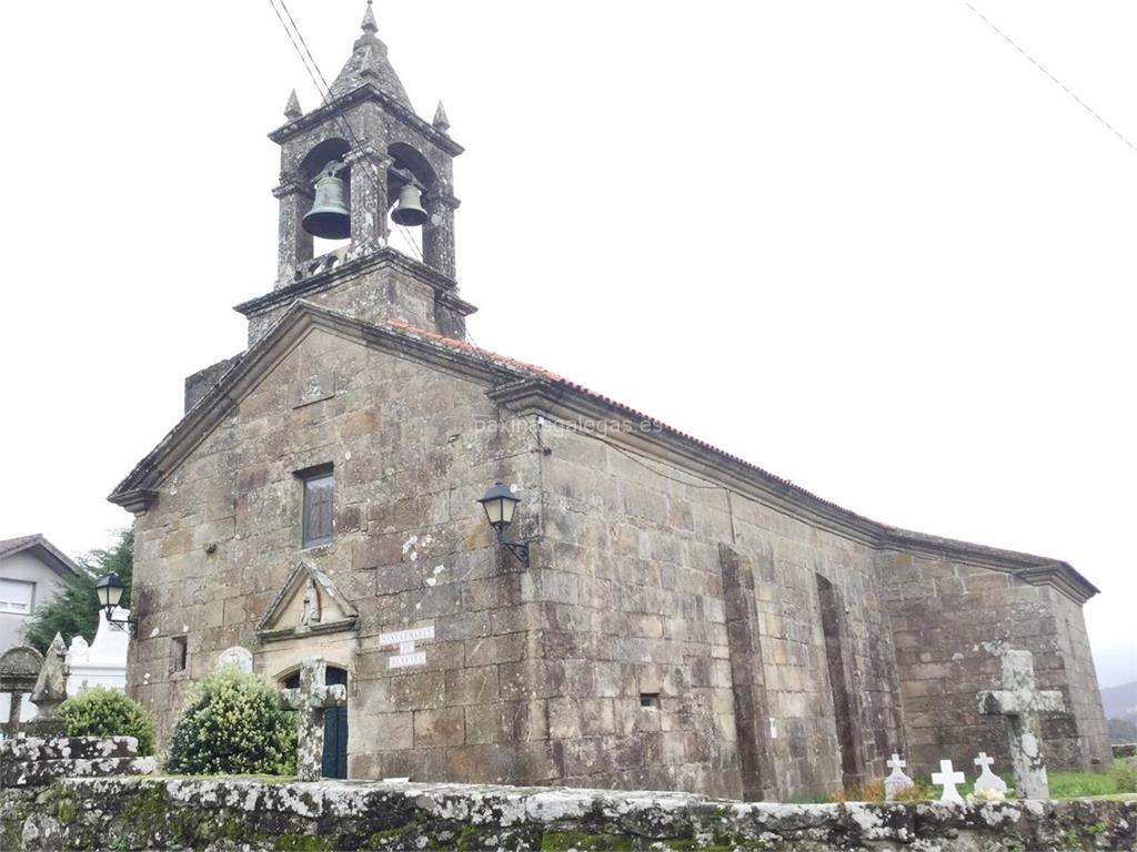 imagen principal Iglesia Vieja y Cementerio de Santa María de Olveira