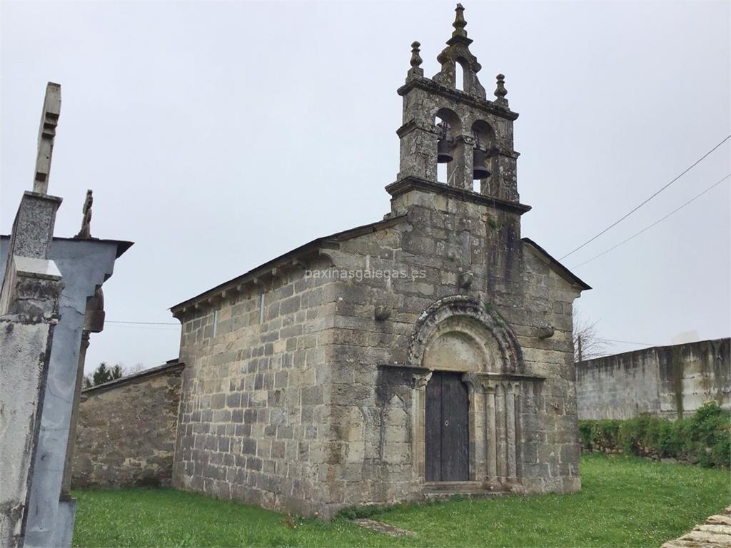 imagen principal Iglesia y Cementerio de San Salvador de Vileiriz