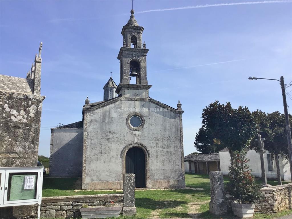 imagen principal Iglesia y Cementerio San Xoán de Alba