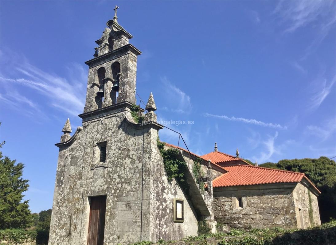 Igrexa de San Salvador de Laro en Silleda