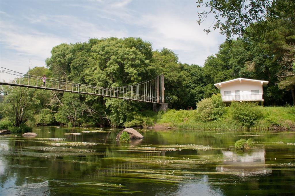 imagen principal Ínsua de Seivane y Puente Colgante de Parada