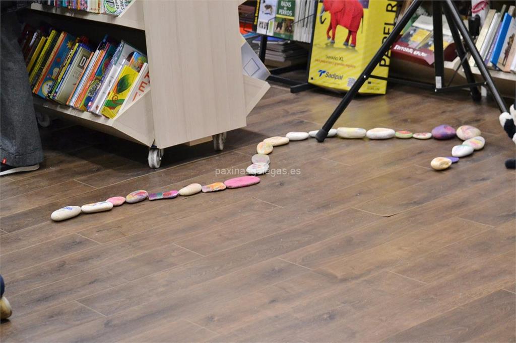 Librería Bahía imagen 14