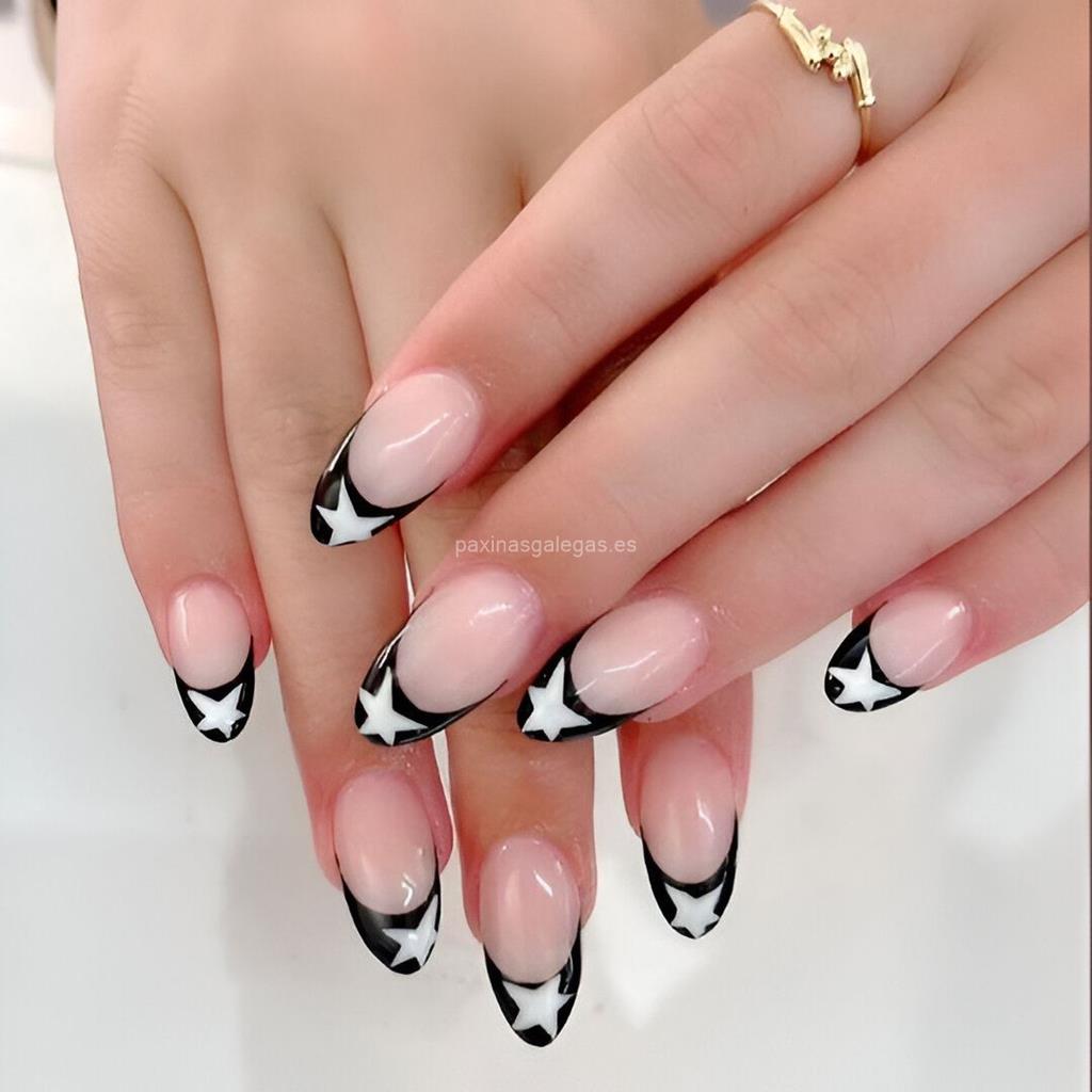 Love Nails imagen 10