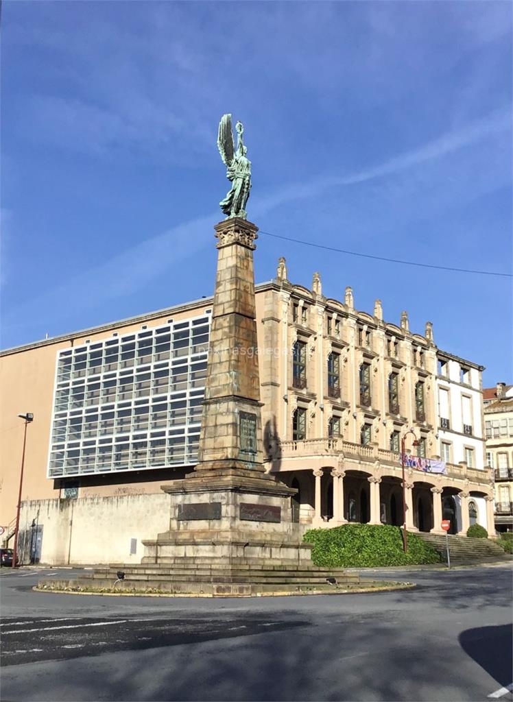 imagen principal Monumento a los Caídos en África