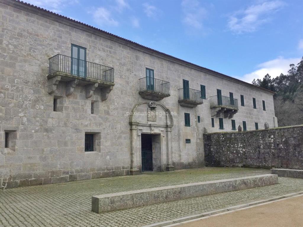 imagen principal Mosteiro de Santa María da Armenteira - Orden Cisterciense