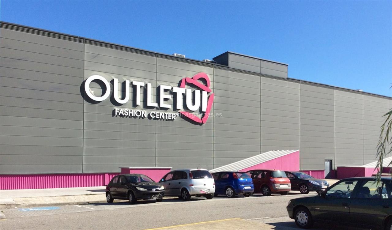 Deportes Nike Factory Store en Tui
