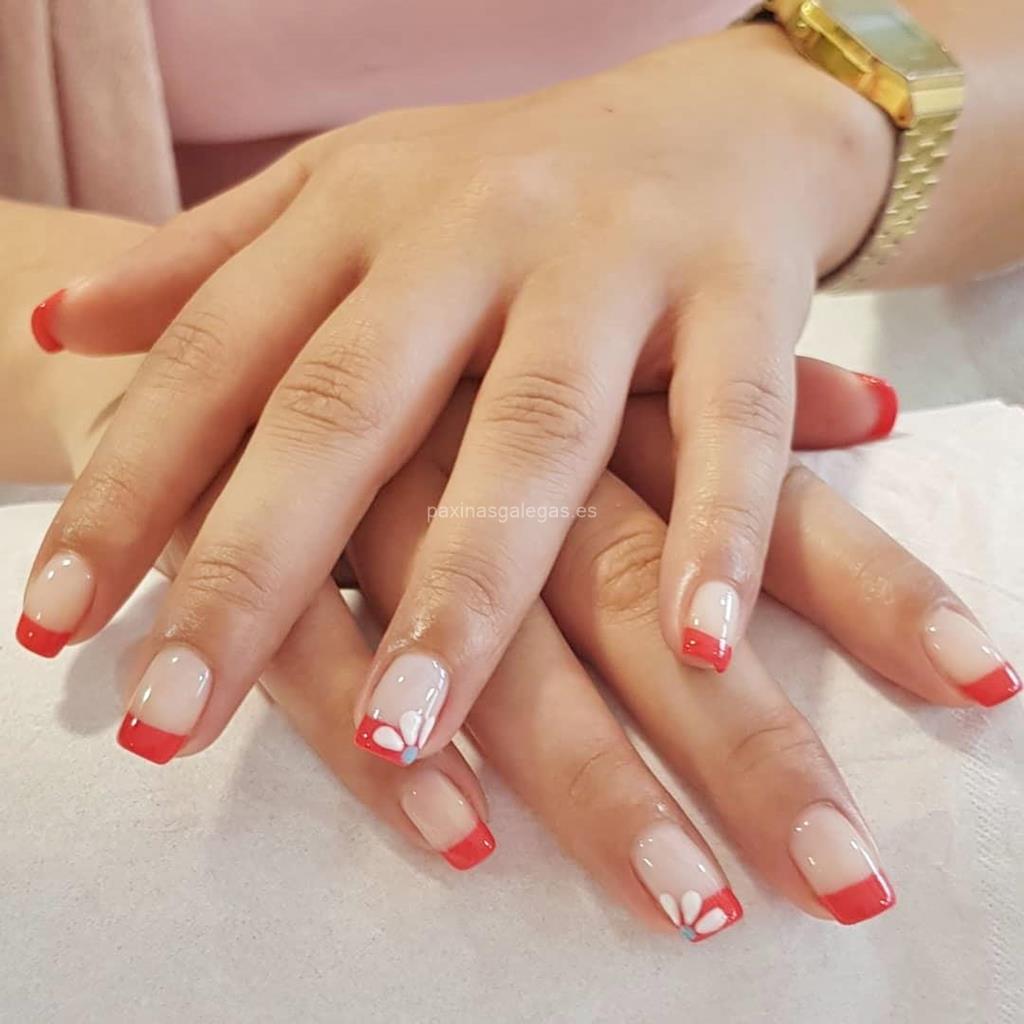 Manicura y Pedicura Nuria Conde Más Que Uñas en Vigo