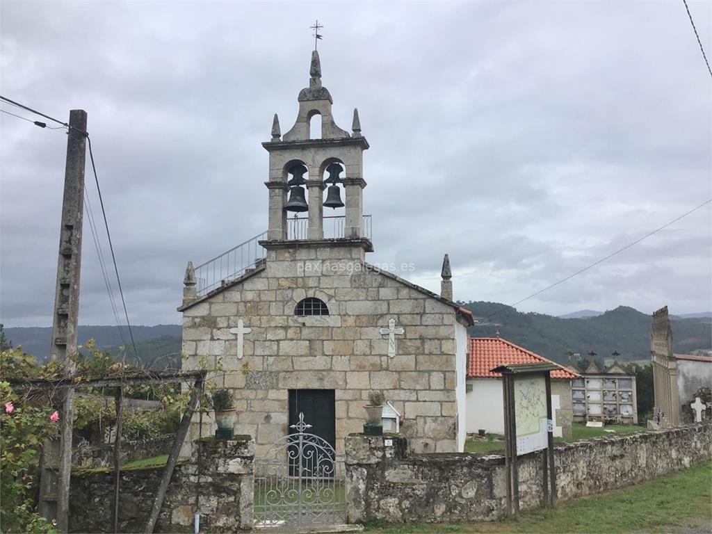 imagen principal Parroquia y Cementeiro de Santa Baia de Cira