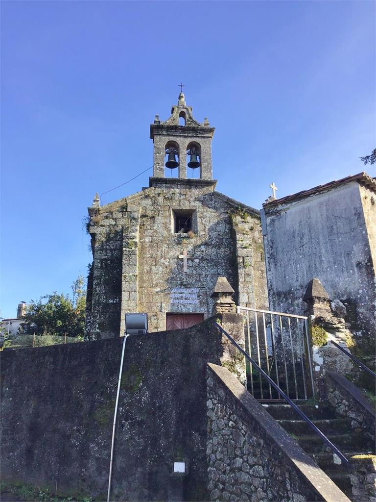 imagen principal Parroquia y Cementerio de Divino Salvador de Colantres