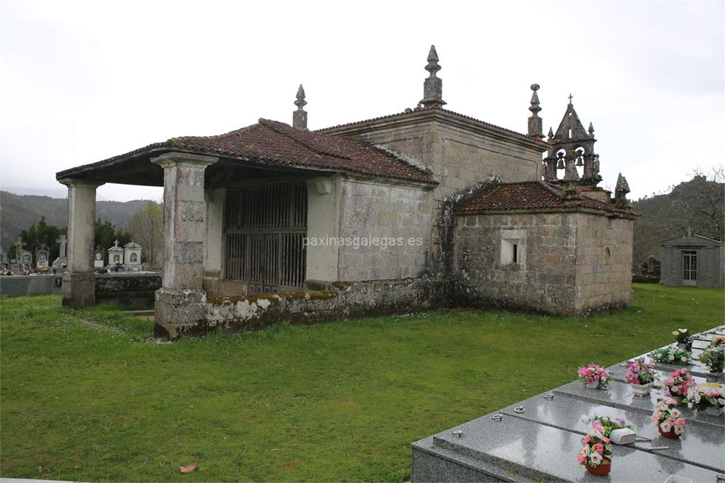 imagen principal Parroquia y Cementerio de Parada de Ventosa