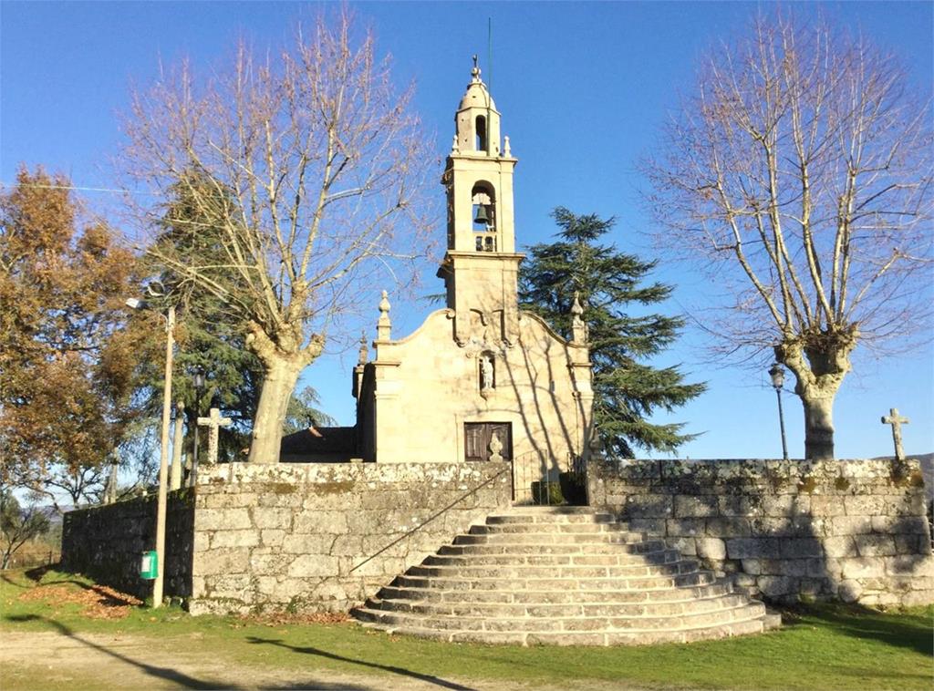 imagen principal Parroquia y Cementerio de San Adrian de Calvos