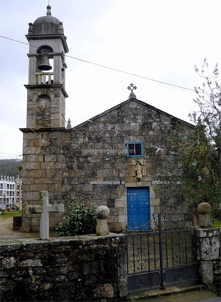 imagen principal Parroquia y Cementerio de San Andrés de Cures