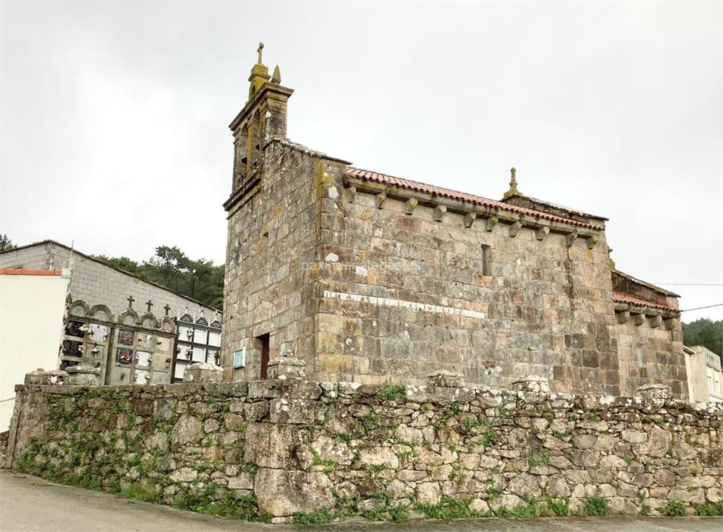 imagen principal Parroquia y Cementerio de San Cristovo de Nemiña