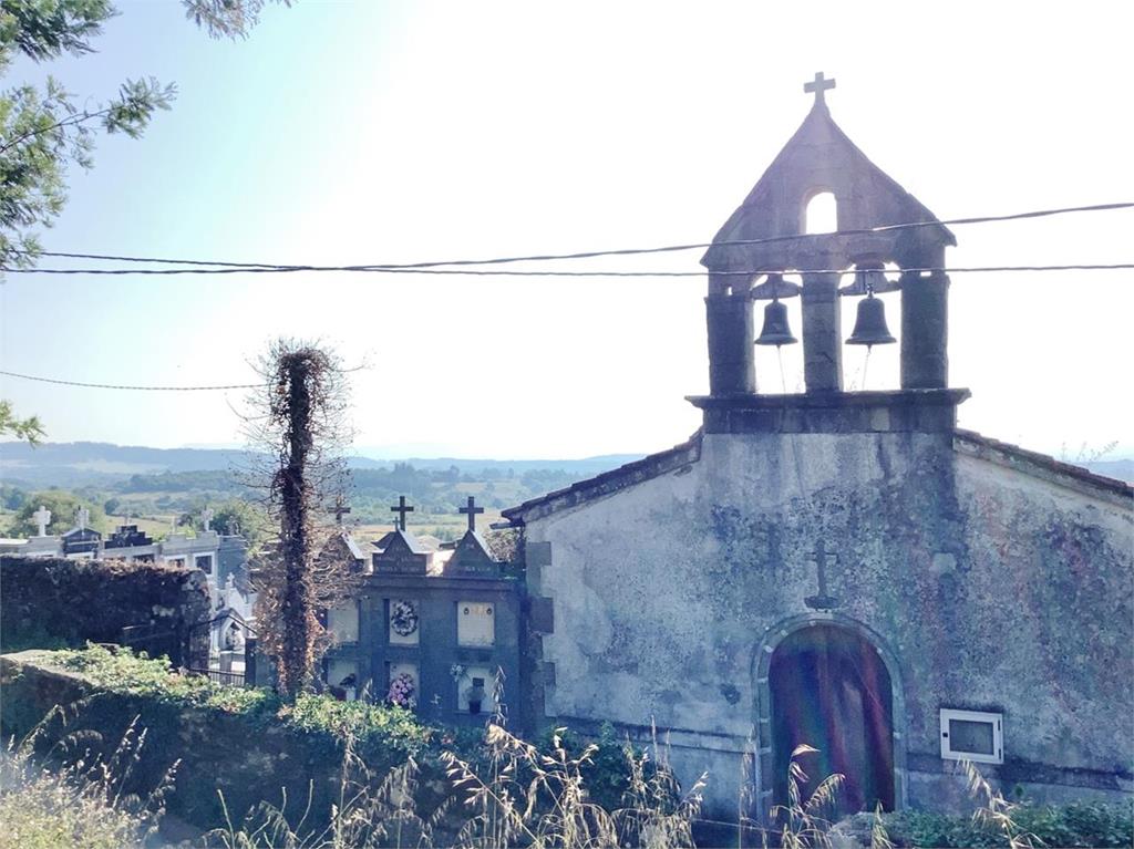 imagen principal Parroquia y Cementerio de San Julián de Tor
