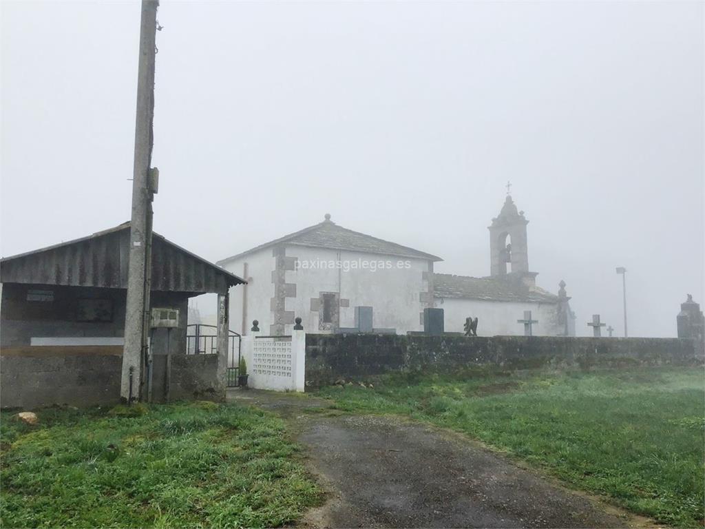 imagen principal Parroquia y Cementerio de San Lourenzo de Recimil